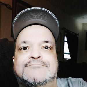 Meet your Posher, Travis